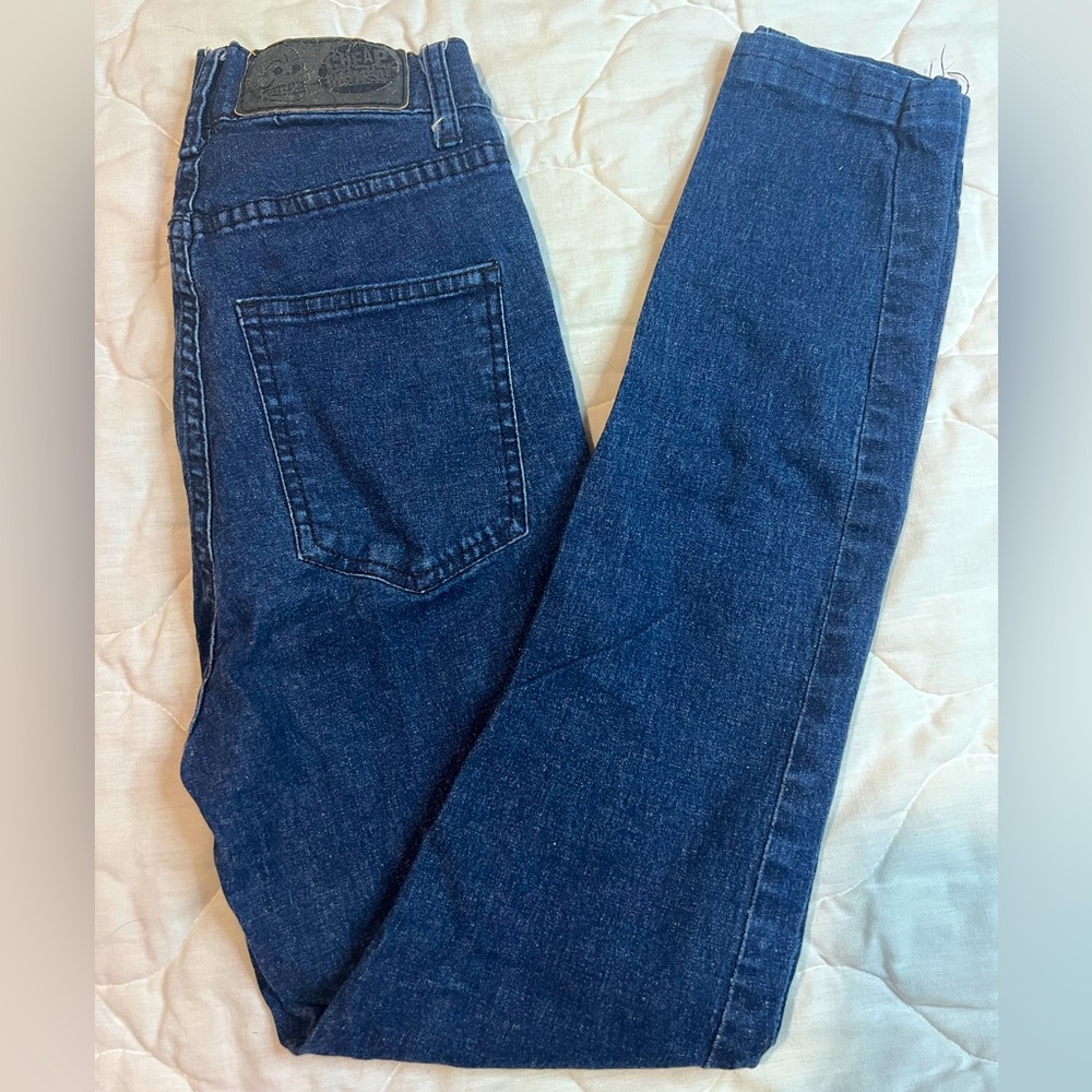 Y2K CHEAP MONDAY dark blue stretchy skinny jeans. Size 25/32